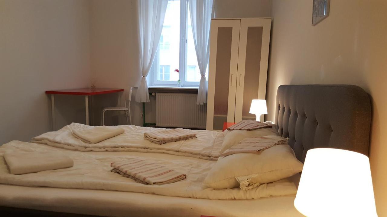 Hostel Witt Warszawa Exteriör bild
